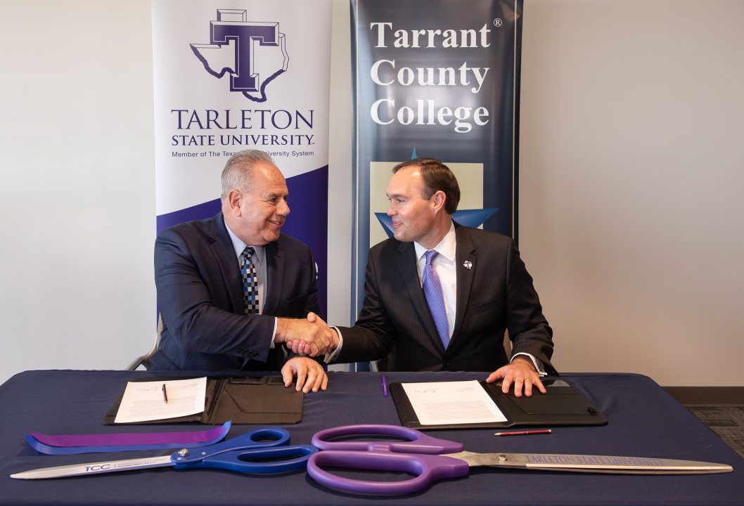 Tcc Celebrates Tarleton Partnership Shared Space In Downtown Fort
