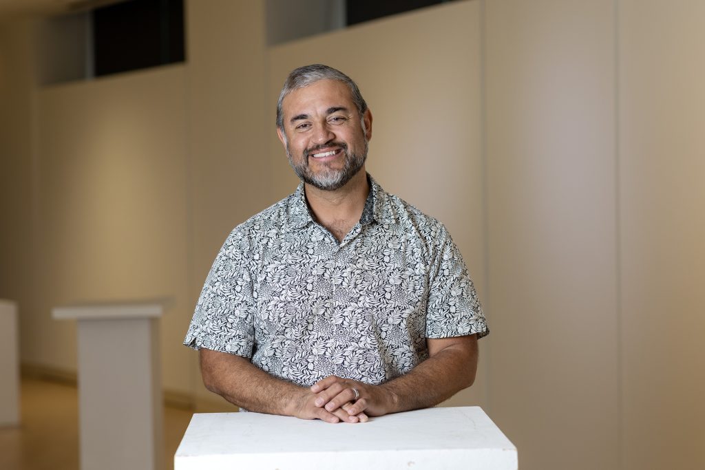 Meet Art Professor Angel Fernandez